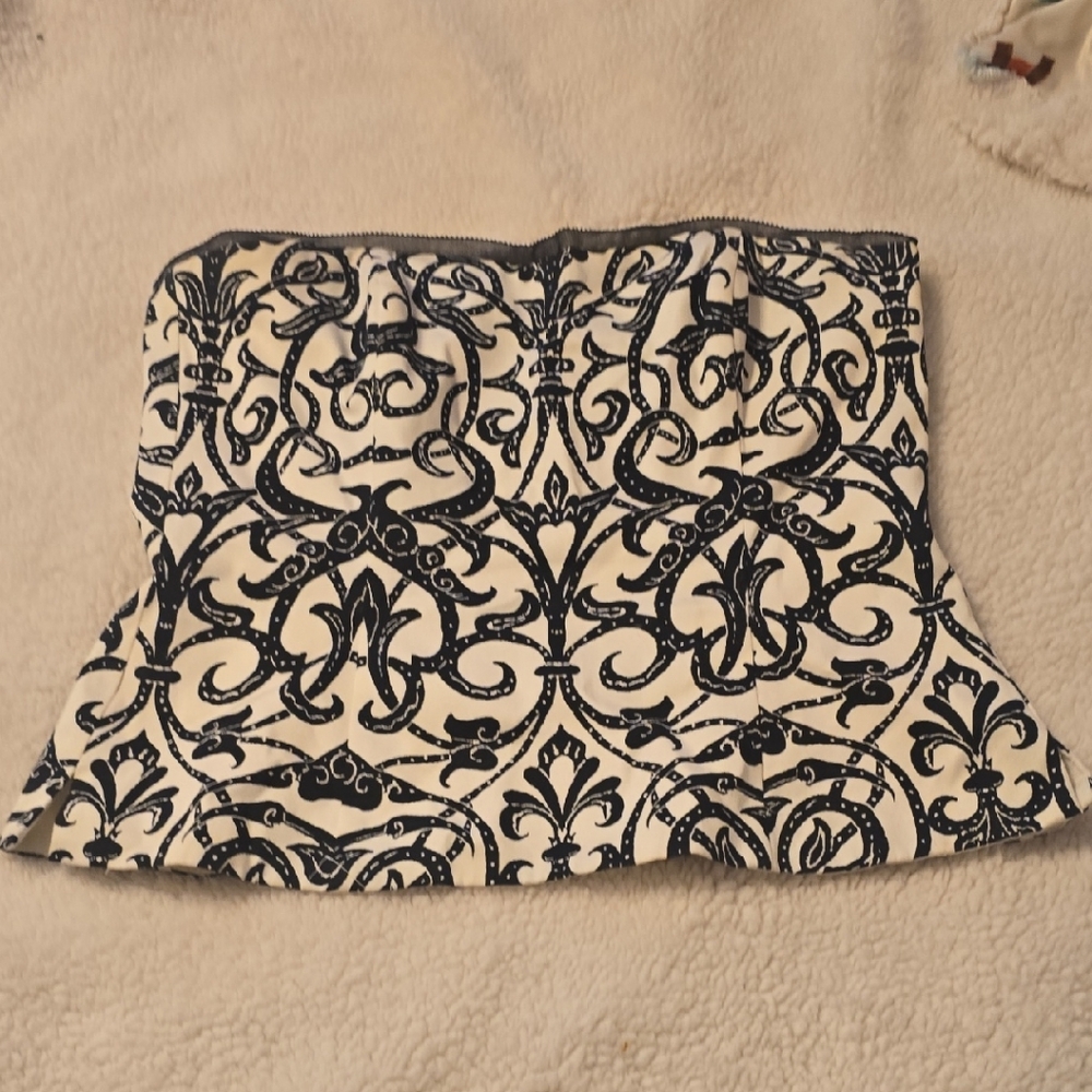 White House Black Market Black and Cream Mini Skirt